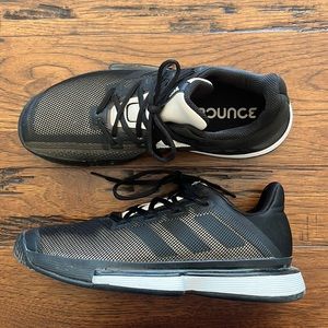 Adidas Adiwear Tennis shoes